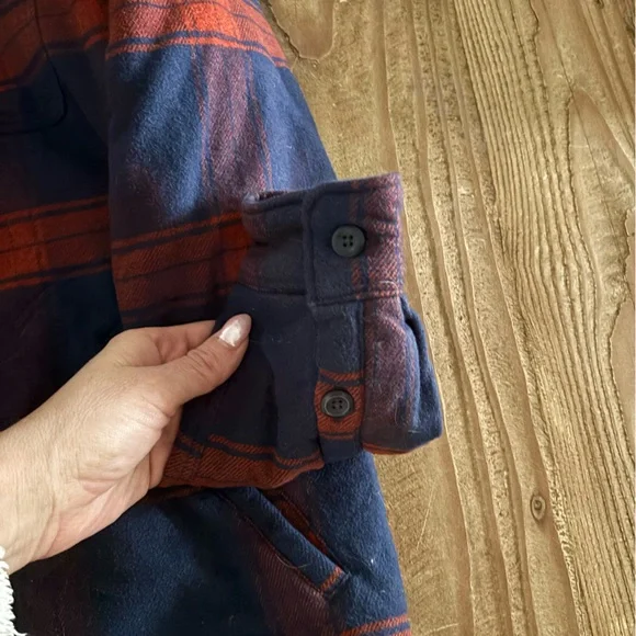 Patagonia Women's Insulated Fjord Flannel Jacket, Size S - Picture 3 of 4